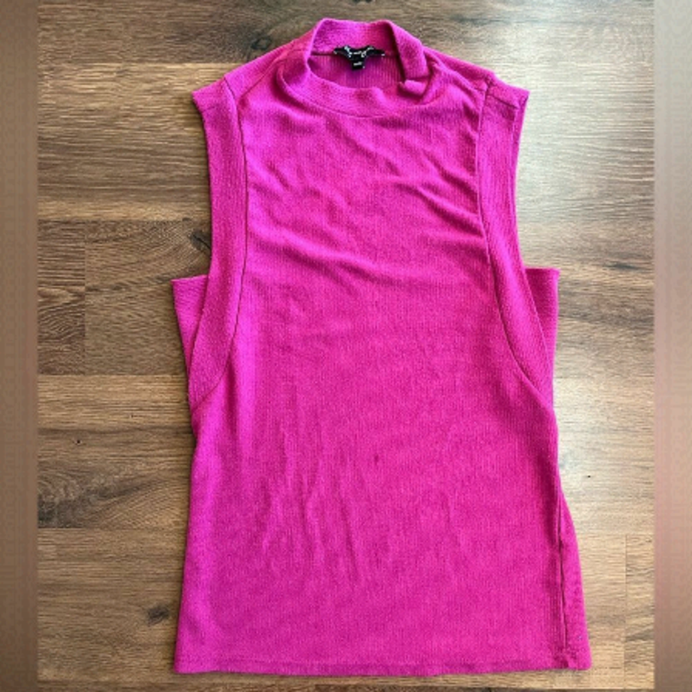Fuchsia Sleeveless Mockneck Top
